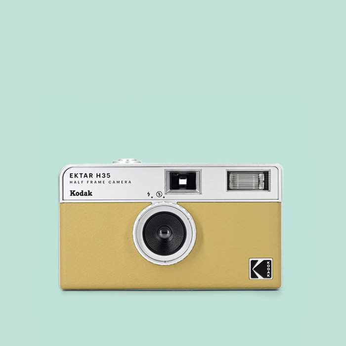Kodak Ektar H35 - Half-Frame 35mm Film Camera Tan